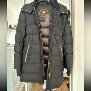 Womans Moose Knuckles Parka Black & Gold